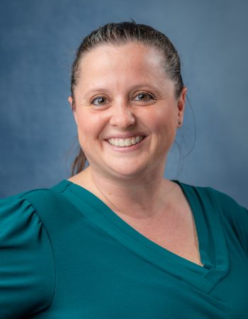 Headshot pf Glenview New Church School Preschool Teacher Lisa Haske